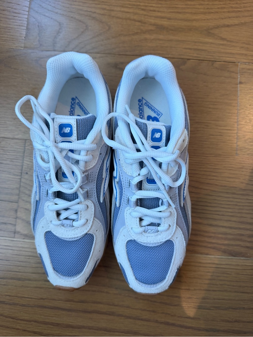 New Balance Unisex Cool Skies 204L